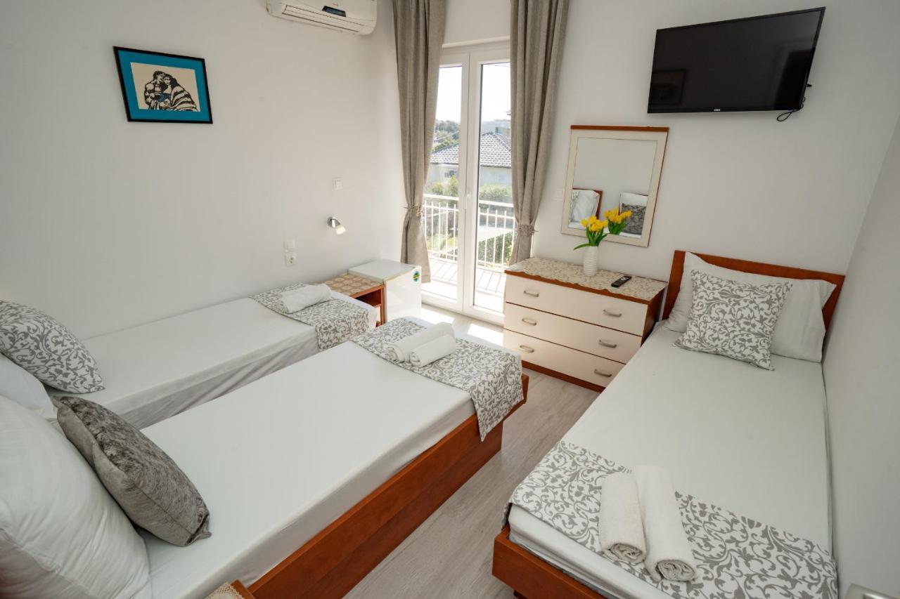 Rooms Magnolia With Pool Novalja Zewnętrze zdjęcie